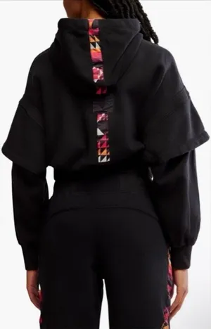 FP Movement Snow Flow Hoodie in Black Combo NWT. Gorgeous cropped hoodie. Two-layer sleeves. Stretchy oversize boxy fit. 20.5” bust 17.5” long thumbnail 1