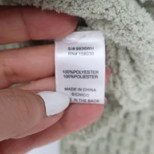 Love Tree Sage Green Waffle Knit Cropped Sweater Womens Small Relaxed Fit thumbnail 3