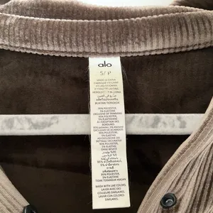 Alo Yoga Ribbed Velour Mountain Side Shacket Macchiato S thumbnail 3