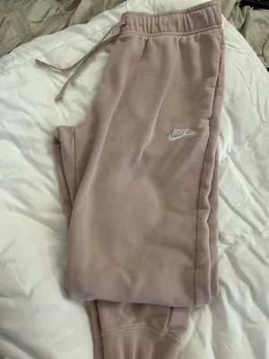 Nike Sweatpants thumbnail 1