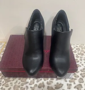 Black Slip-On Pointed Ankle Booties - Women's Fashion thumbnail 1