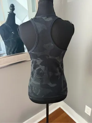 Gymshark Adapt Camo Seamless Tank Top Black Athletic Gym Training Small. thumbnail 5