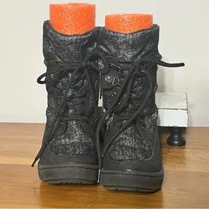 Rocket Dog Size 8 Cuffed‎ Gray & Black Lace-Up Cloth Combat Style Ankle Boots thumbnail 4