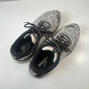 Brooks Adrenaline GTS 20 Running Shoes Cushioned Sneakers Black White Womens 9.5 thumbnail 6