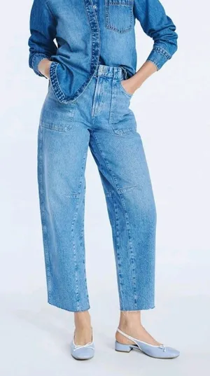 NWT Free Assembly Size 14 Light Wash Barrel Leg High Rise Utility Carpenter Jean thumbnail 1
