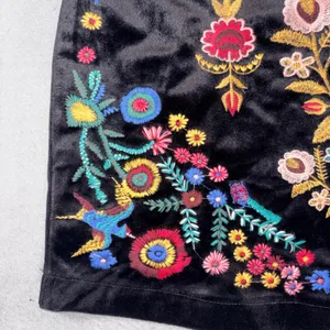 Umgee Floral Embroidered Velvet Mini Skirt Black Boho Bird Folk Art- Large NWT thumbnail 5