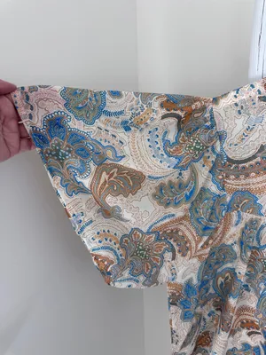 Vici Paisley Short Flutter Sleeve Top in Cream, Blue & Tan thumbnail 5