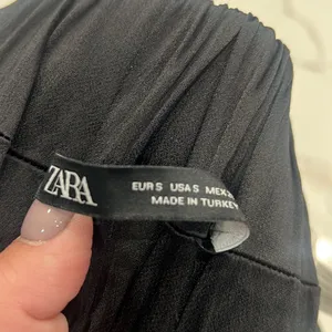 Zara Top size small thumbnail 3