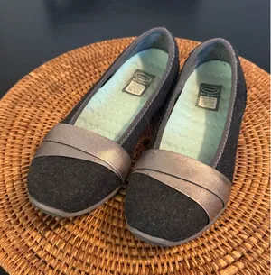 Dr. Scholls Go Play Jayleen Flats Grey Metallic Pewter Slip‎ On Shoes 8.5M thumbnail 1