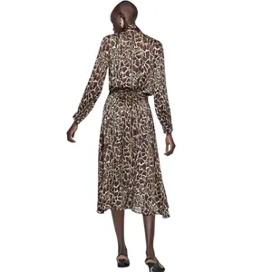 ZARA WMN'S Animal Print‎ Shirt Flowy V-neck Top Blouse S NWOT thumbnail 3