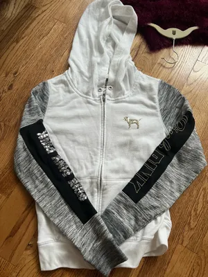 PINK Zip-Up Victoria's Secret Hoodie thumbnail 1