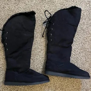 Knee high fur boots Black Size 9 thumbnail 1