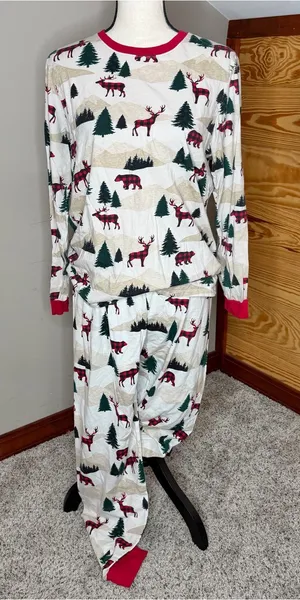 PJ Place Family Matching Pajama Set Bunny’s Tail Medium M Shirt Pants Christmas thumbnail 1