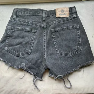 Vintage wrangler shorts thumbnail 1