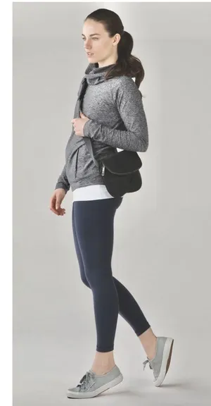 Lululemon Womens Black Lightweight Slim Nylon Crossbody Belt Bag NWOT thumbnail 1