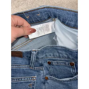 Madewell The Perfect Vintage Crop Jean 26‎ High Rise Med Wash thumbnail 4