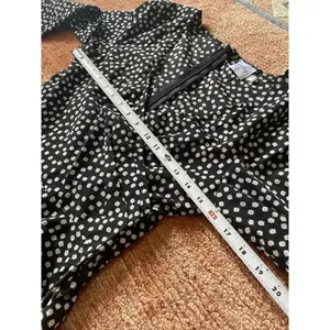 Princess Polly Black with White Floral Long Sleeve Mini Faux Wrap Dress Size 4 thumbnail 5