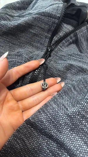 Lululemon Define Jacket thumbnail 4