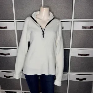 UNBRANDED Super Soft 1/4 Zip Sweater Size Medium White thumbnail 11