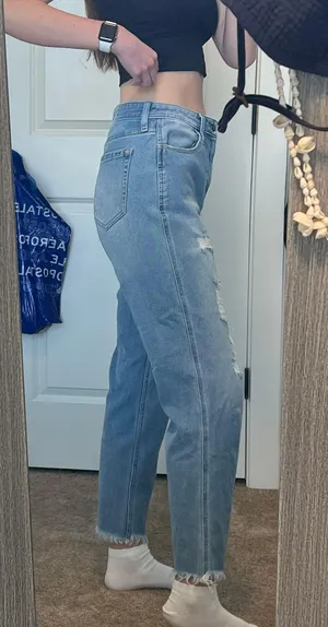 Ripped Mom Jeans thumbnail 3