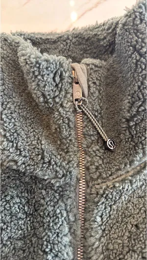 Lululemon Pullover Fleece Half-Zip thumbnail 3