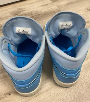 Nike Air Jordan 1 Mid Blue Sneakers thumbnail 7