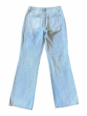 Vervet Straight Leg Jeans Women’s 29x32 High Rise Distressed Lightwash Denim thumbnail 2