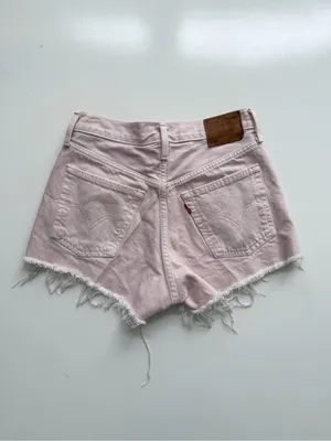 Levi’s 501 Cut-Off Jean Shorts Pale Pink Size 26 thumbnail 6