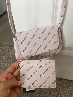 Kendall & Kylie Purse And Wallet thumbnail 1