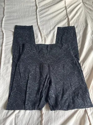 Black Patterned Lululemon Leggings thumbnail 2