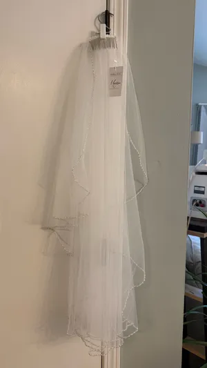 Maritza Bridal Veil Style 400C thumbnail 1