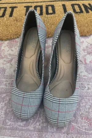 Apt. 9 Women's Plaid Pumps in Black, White and Red Windowpane thumbnail 1