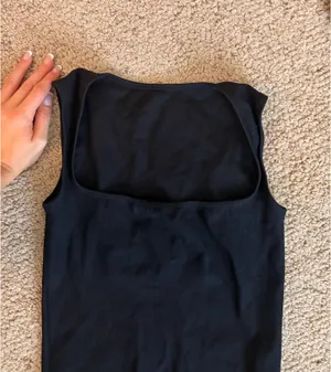 Square neck black bodysuit  thumbnail 2