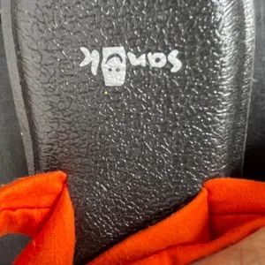 Sanuk Sandals‎ thumbnail 3