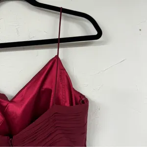 Weddington Way Burgundy Satin Sleeveless Bridesmaid Maxi Dress Womens 6 Formal thumbnail 4
