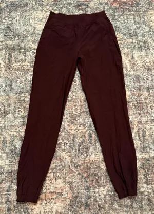 Lululemon Adapted State‎ High-Rise JoggerRegular size 4 Burgundy W5CVMS thumbnail 1