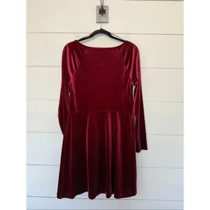 Old Navy Women’s Large Maroon Square Neck Velvet Longsleeve Mini Dress New thumbnail 5