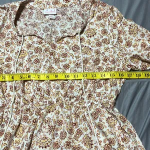 Isabel Maternity by Ingrid & Isabel Floral Tunic Top size Medium thumbnail 5
