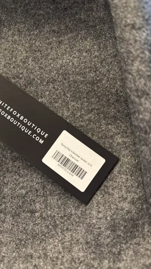 Bomber Jacket White Fox thumbnail 5