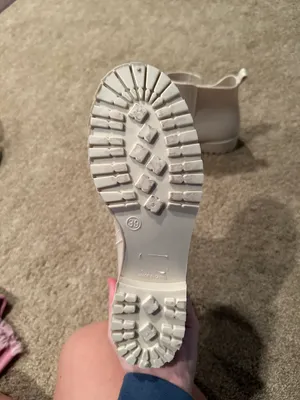Amazon Rain Boots thumbnail 2