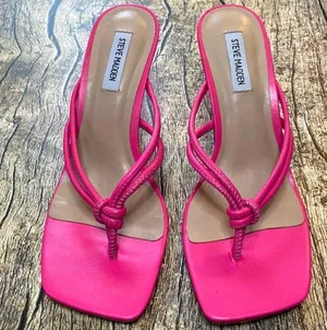 Steve Madden Hot Pink Heels thumbnail 1