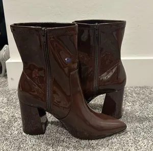 Brown Leather Boots Size 9 thumbnail 3