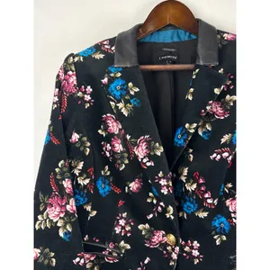 Women’s Lane Bryant Size 16 Black Floral Velvet Blazer thumbnail 2