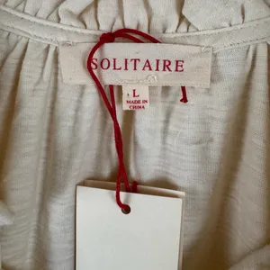 Solitaire Cream Floral Embroidered Boho Blouse Size Large thumbnail 3