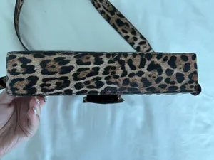 Amazon Leopard print shoulder bag thumbnail 4