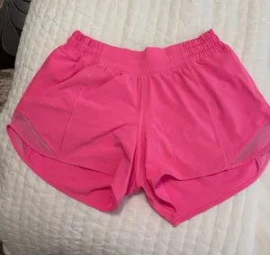 Lululemon Hotty Hot Shorts thumbnail 1