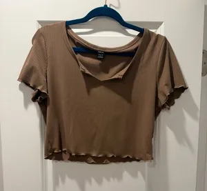 Brown Ribbed Lettuce-Trim Crop Top thumbnail 1