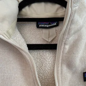Patagonia Better‎ Sweater 1/4 Zip Pullover Fleece Jacket Oatmeal Beige Womens thumbnail 4