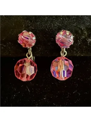 Vintage pink aurora borealis and silver tone dangle drop clip on earrings thumbnail 4