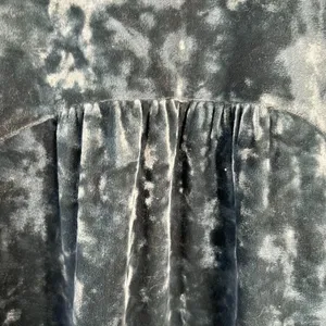J. Jill Sz M Crushed Velvet Blouse V-Neck Shirred Back Long Sleeve Green Holiday thumbnail 9